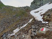 68 Ancora strisciate di neve verso la Bocchetta Triomen